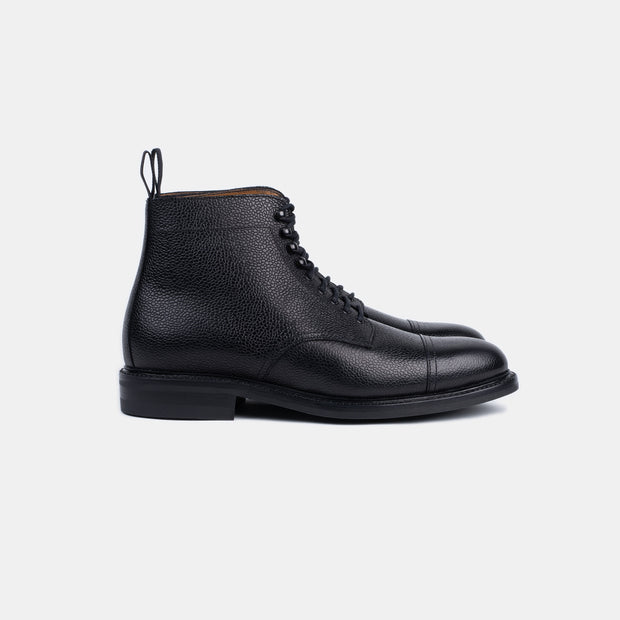 Cap Toe Boot in Scotch Grain - Black